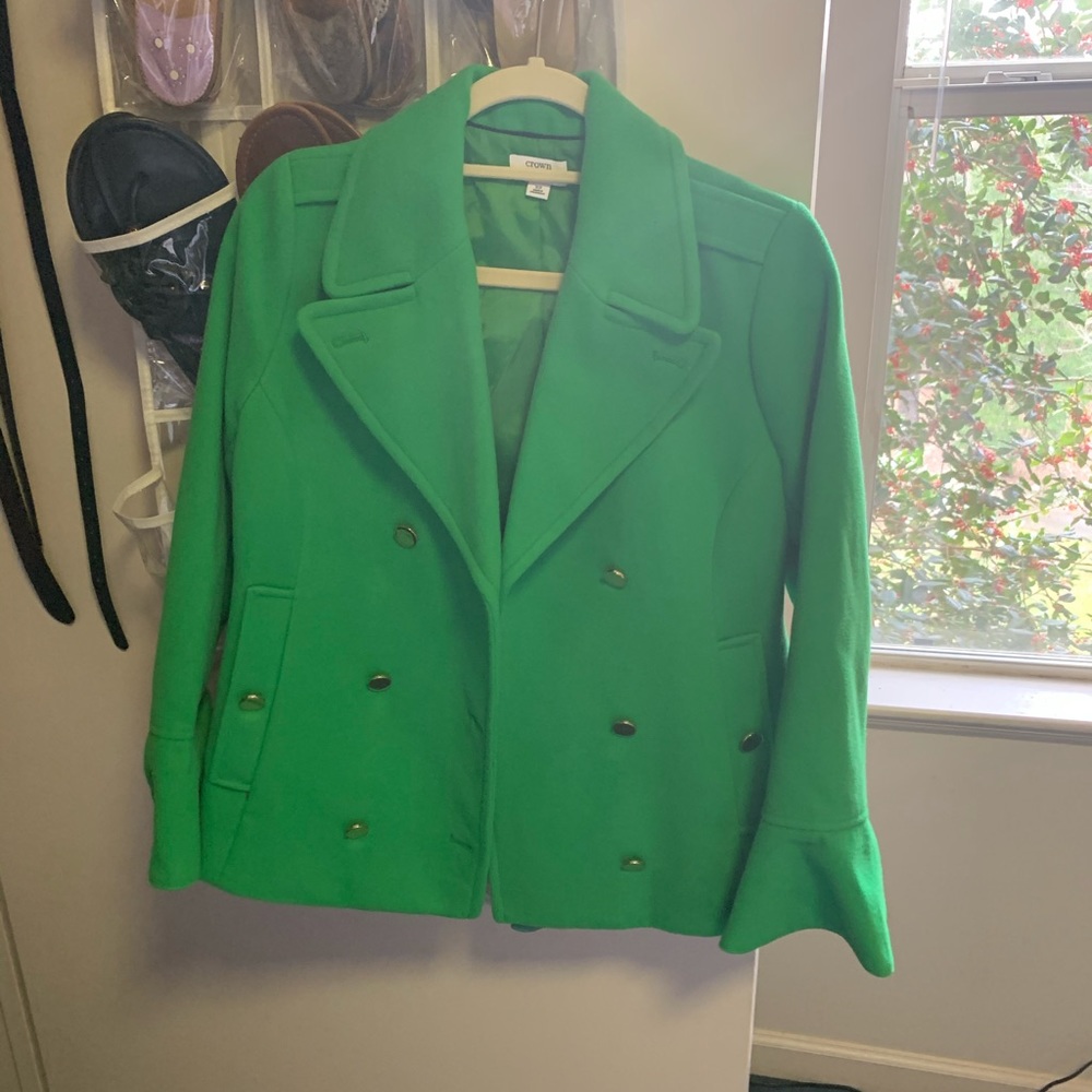Green pea coat
